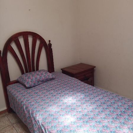 Quiroz House Otel León Dış mekan fotoğraf